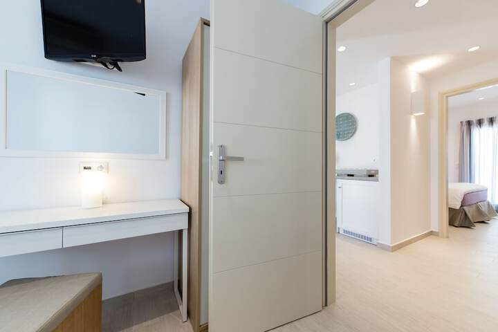 Room 30 of 164