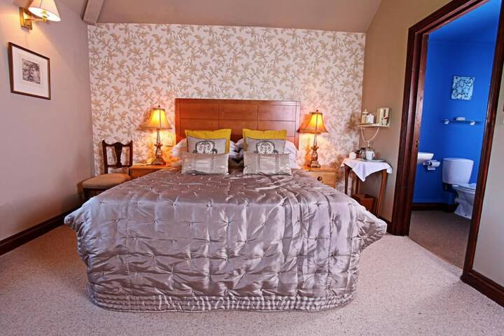 Room 19 of 42