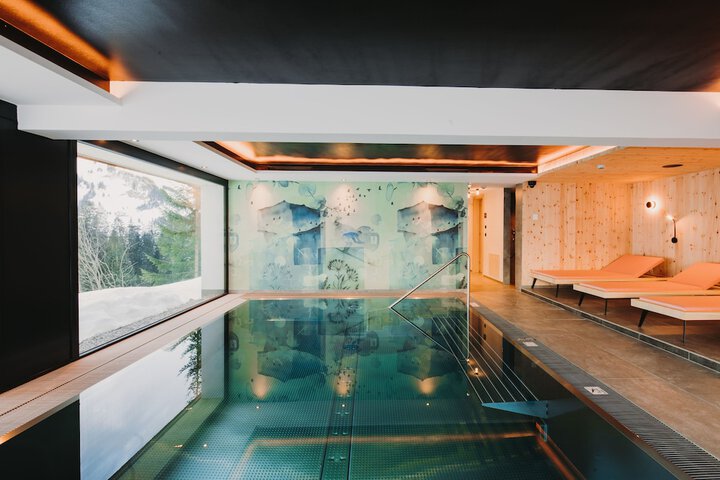 Pool 89 of 117