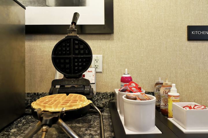 Breakfast/Coffee Service 40 of 50