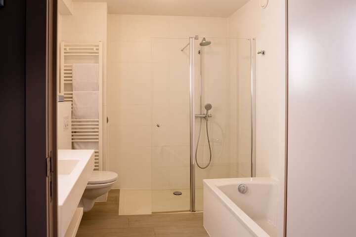 Room 40 of 75