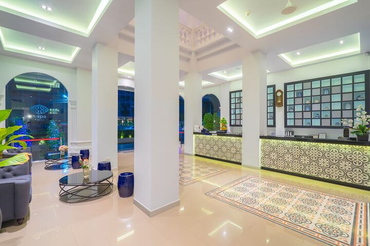 Hotel Interior 4 of 46