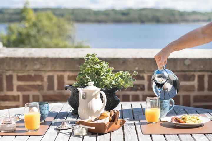 Breakfast/Coffee Service 41 of 56