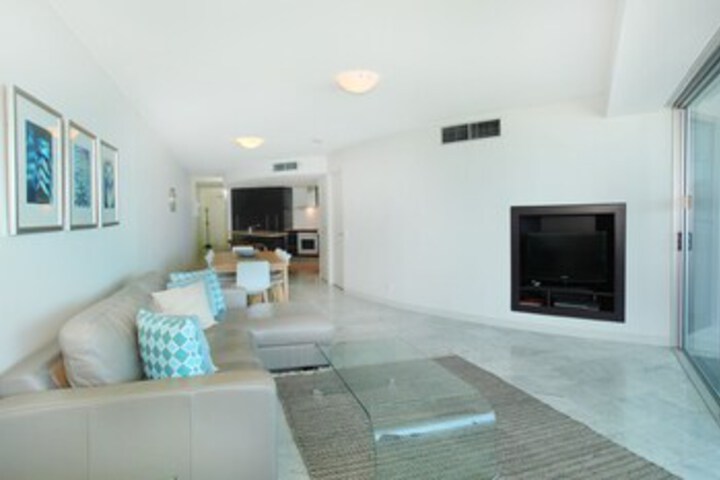 Room 17 of 24