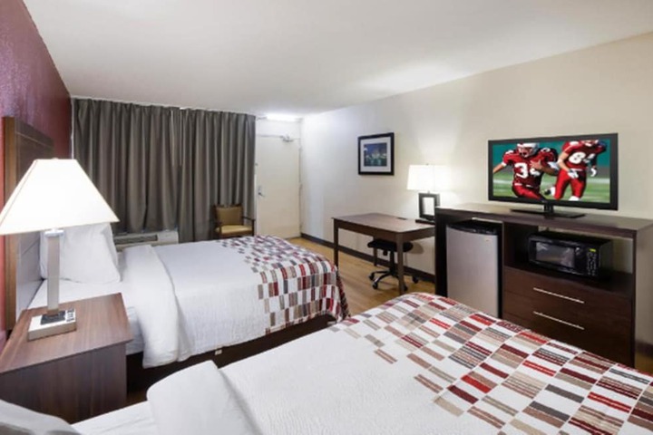 Deluxe 2 Double Beds (1 of 5)