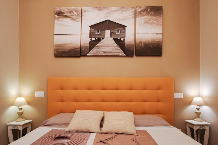 Room 10 of 62