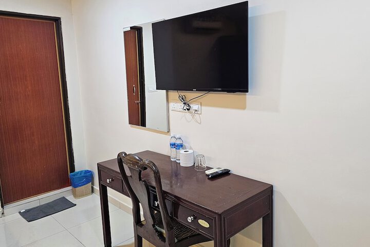 Room 25 of 52