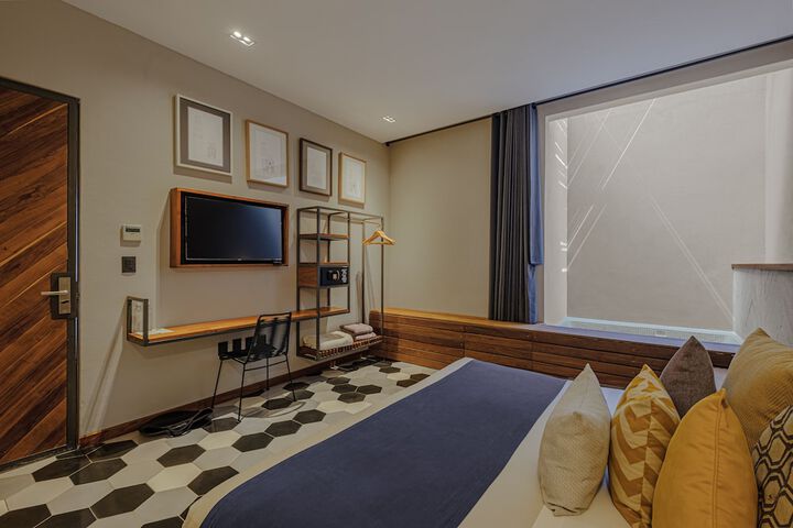 Room 20 of 51