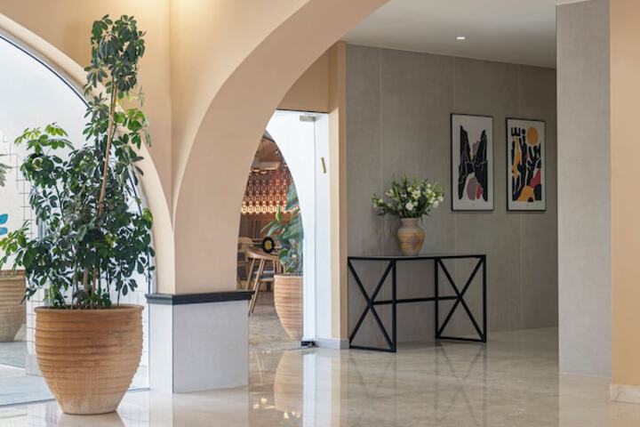 Lobby Entry