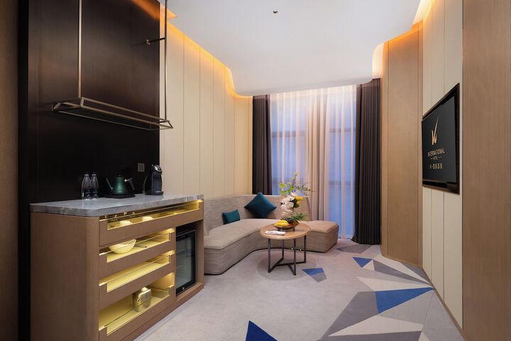 Room 52 of 124