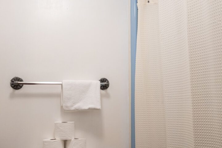Room 30 of 48