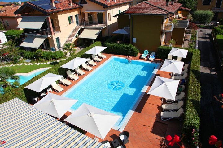 Pool 26 of 67