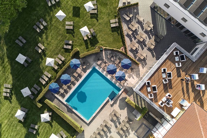 Pool 36 of 128
