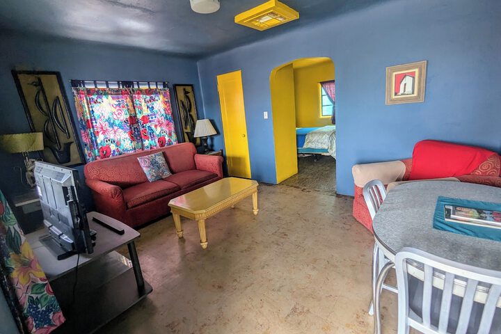 Room 180 of 276