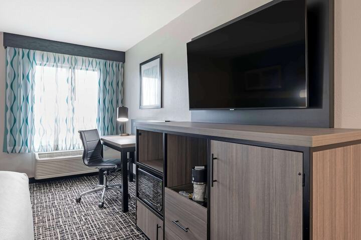 Room 21 of 45