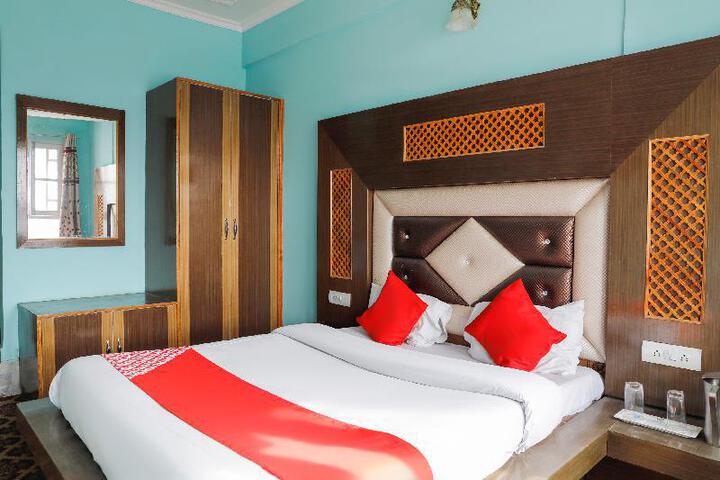 Room 3 of 21