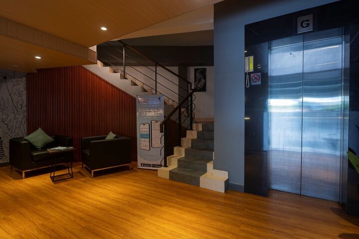 Hotel Interior 2 of 29