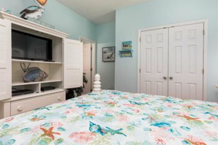 Room 26 of 33