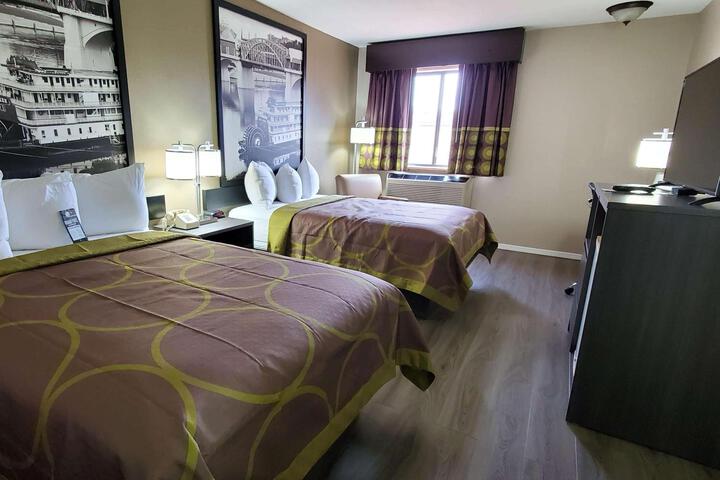 1 King Bed (18 of 18)