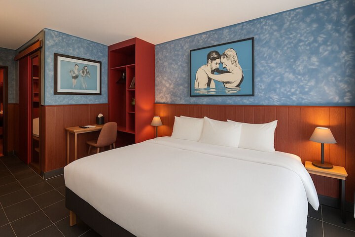 Room 19 of 31