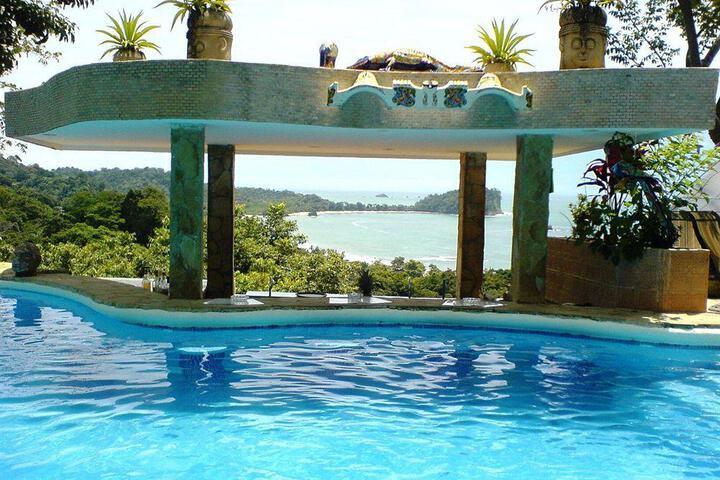 Pool 92 of 178