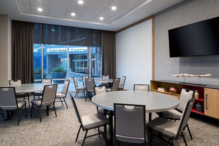 Meeting facility