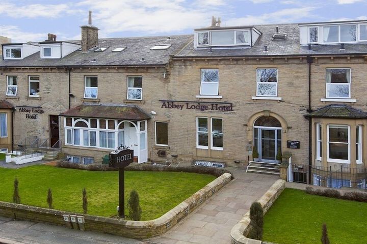 The Abbey Lodge Hotel in Shipley