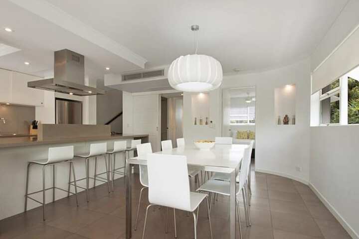 Dining Photos