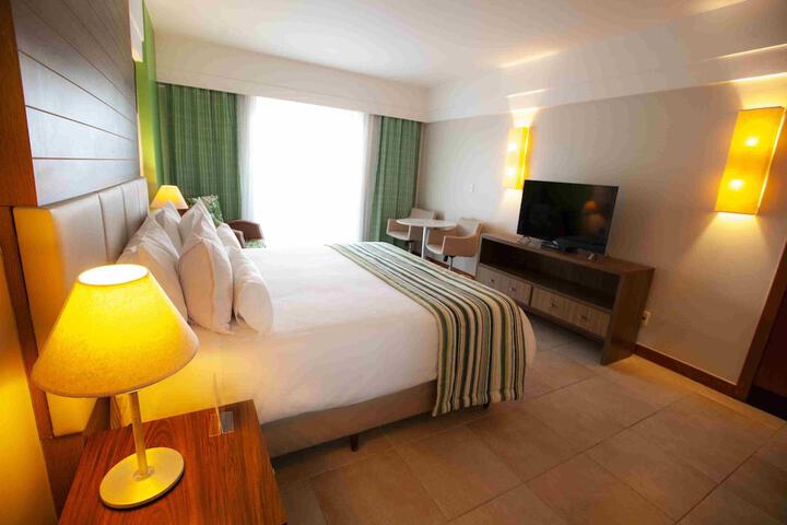 Room 26 of 120