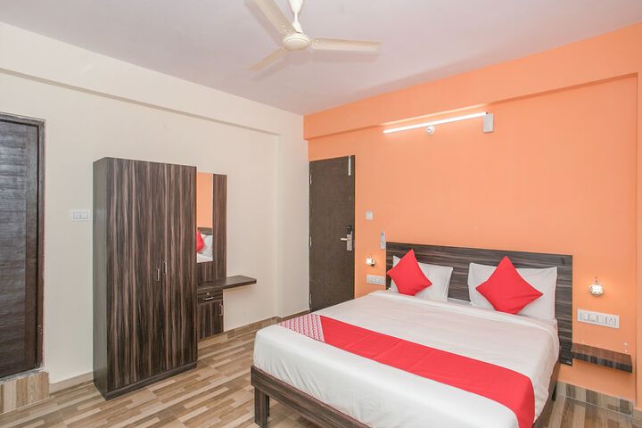 Room 5 of 20