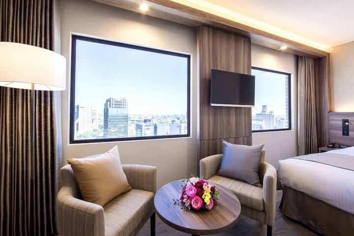 Room 21 of 134