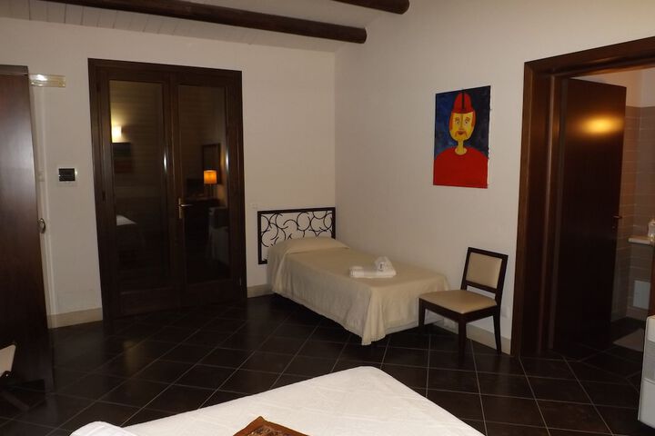 Room 21 of 41