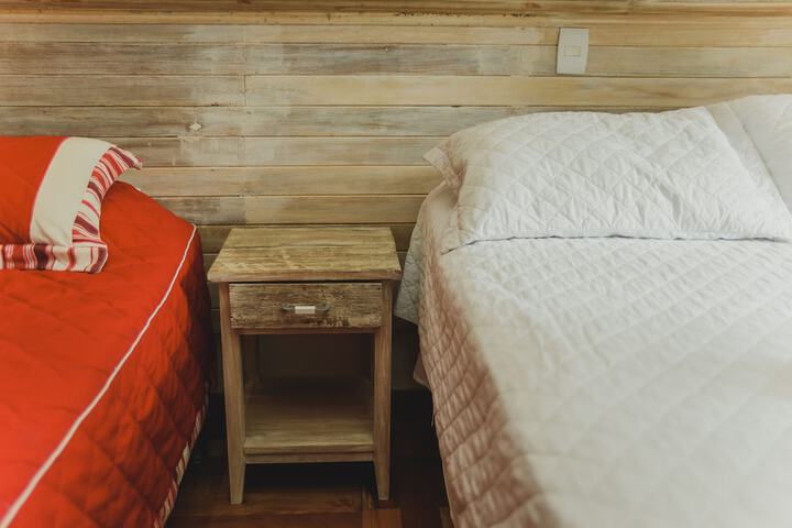 Room 43 of 146