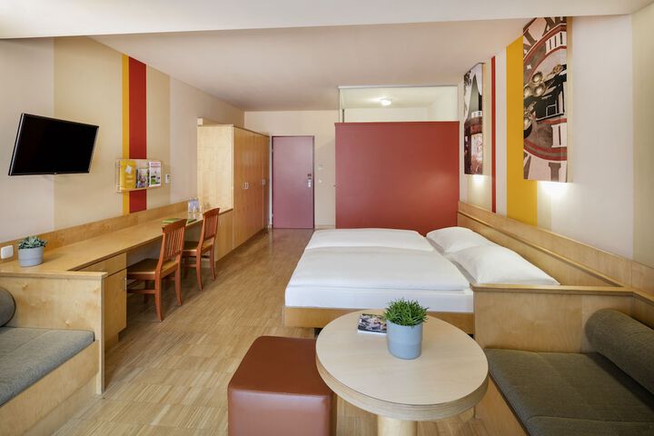 Room 20 of 48