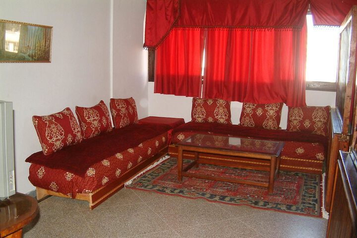 Room 9 of 10