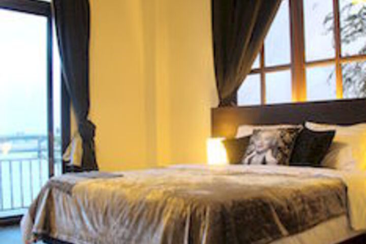 Room 34 of 58