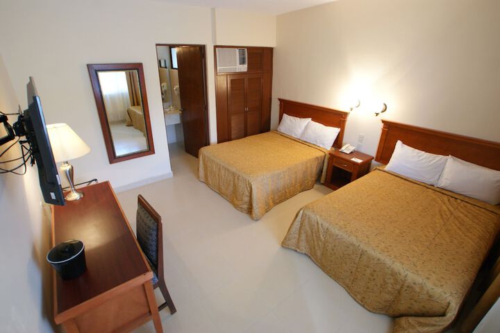 Room 14 of 49