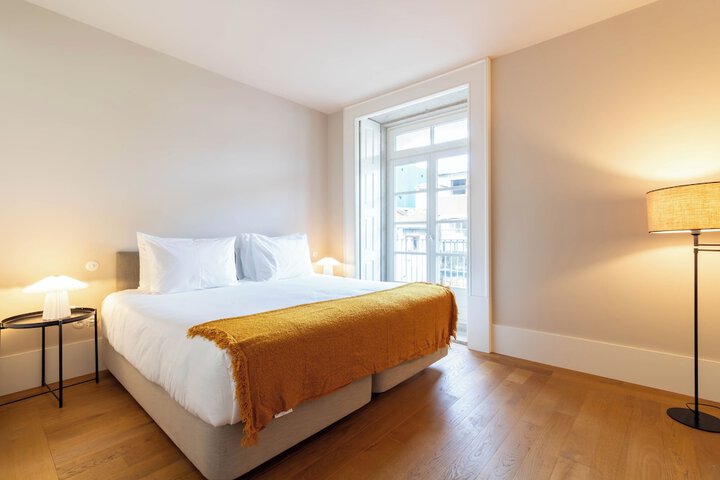 Room 42 of 234