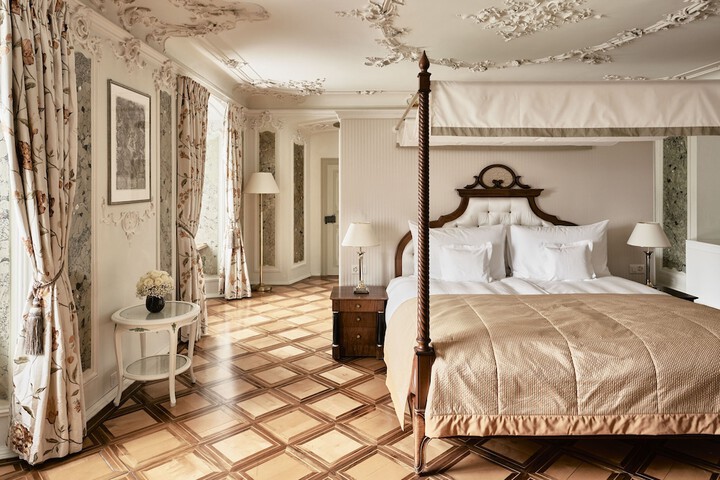 Room 7 of 41