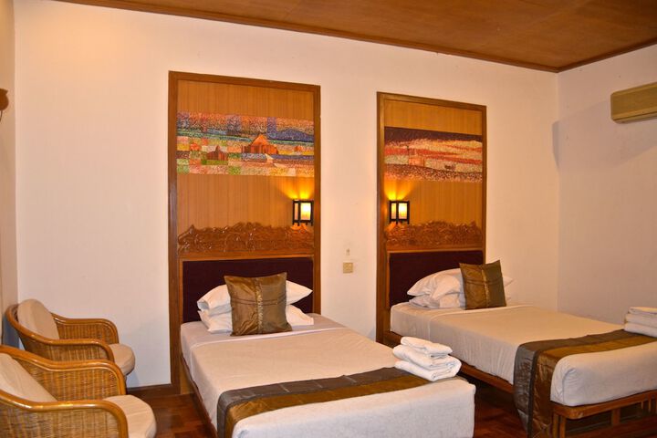 Room 4 of 39