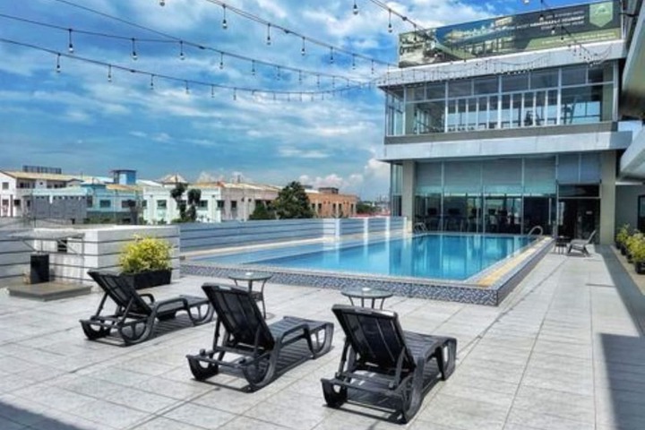 Exterior of Alltrue Sydney Hotel Batam Center