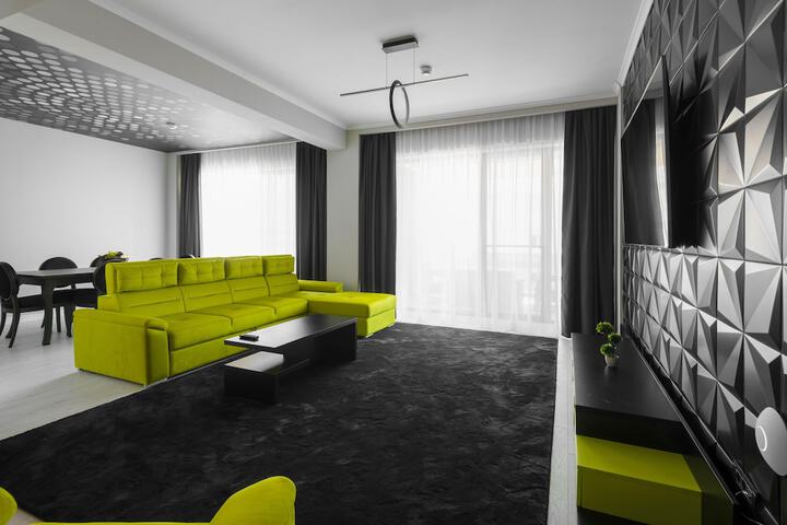 Room 28 of 59