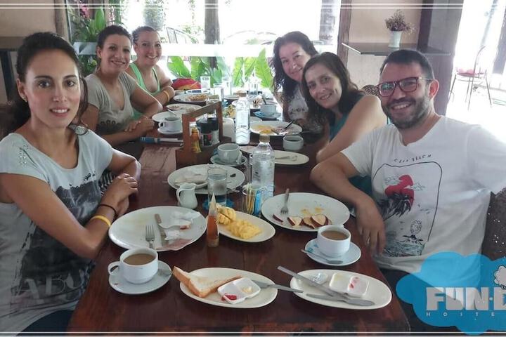 Breakfast/Coffee Service 52 of 65