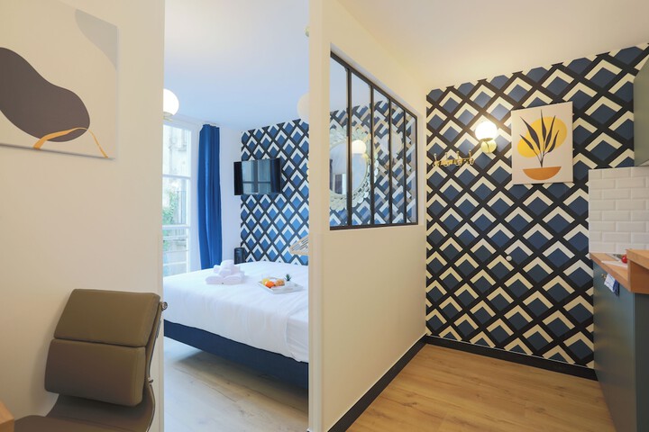 Room 33 of 55