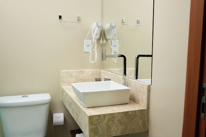 Room 20 of 22