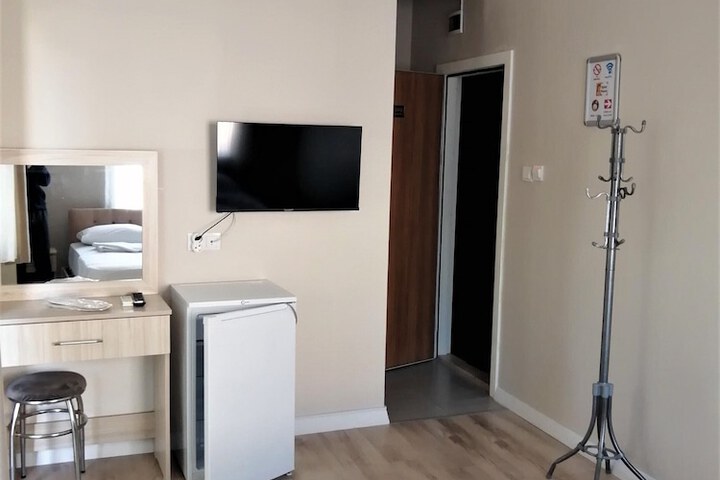Room 29 of 97