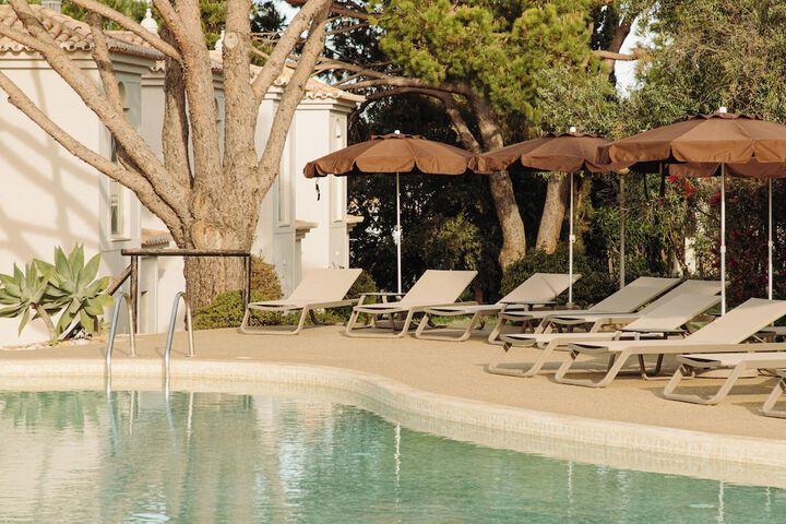 Pool 32 of 68