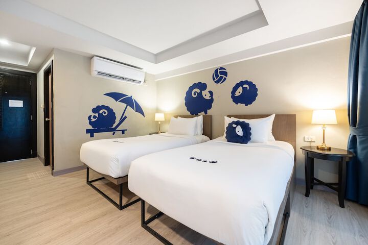 Room 26 of 113