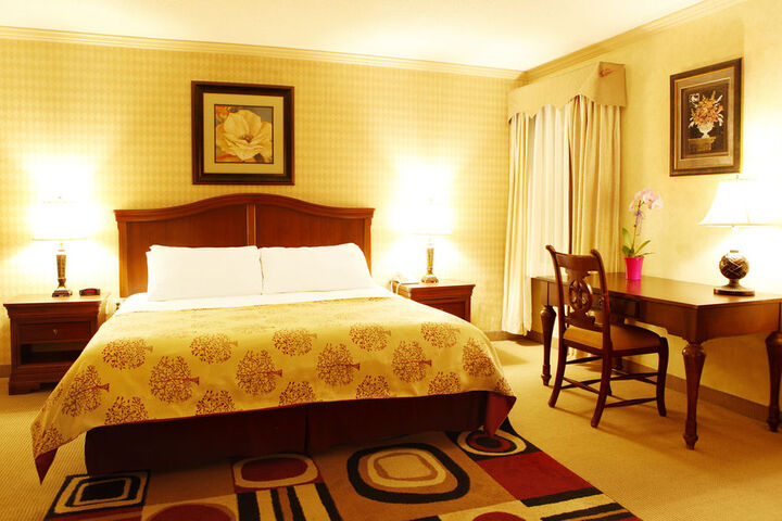 Room 29 of 77