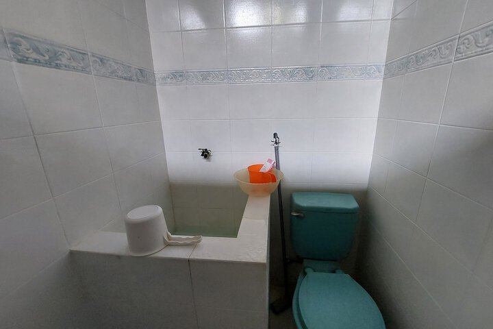 Room 18 of 23